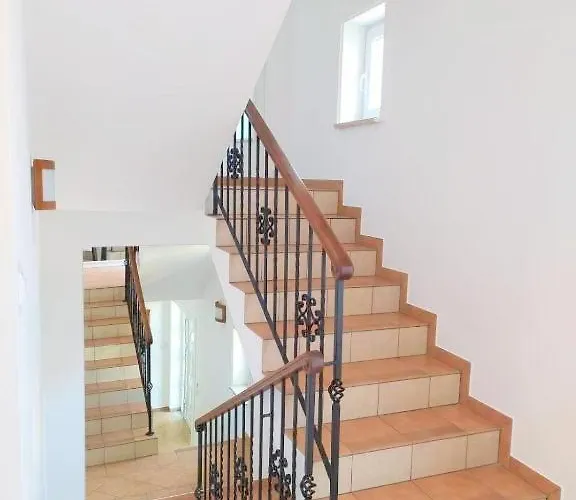 Joanna Quarto em Acomodações Particulares *